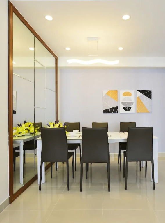 Rivergate Residence District 4