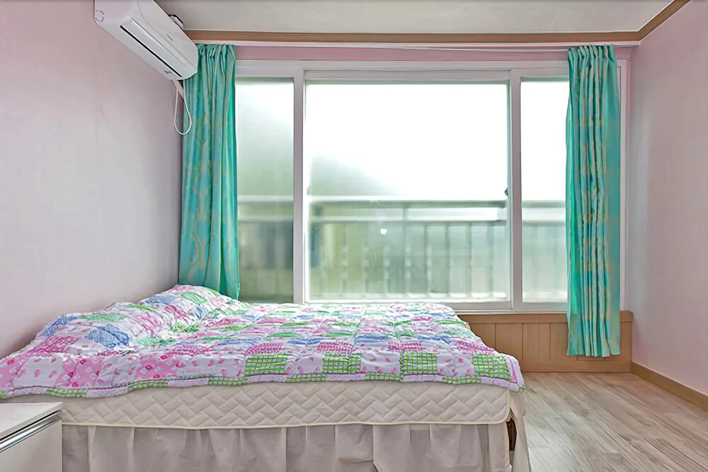 Yeongheung-do Hae Beach Pension