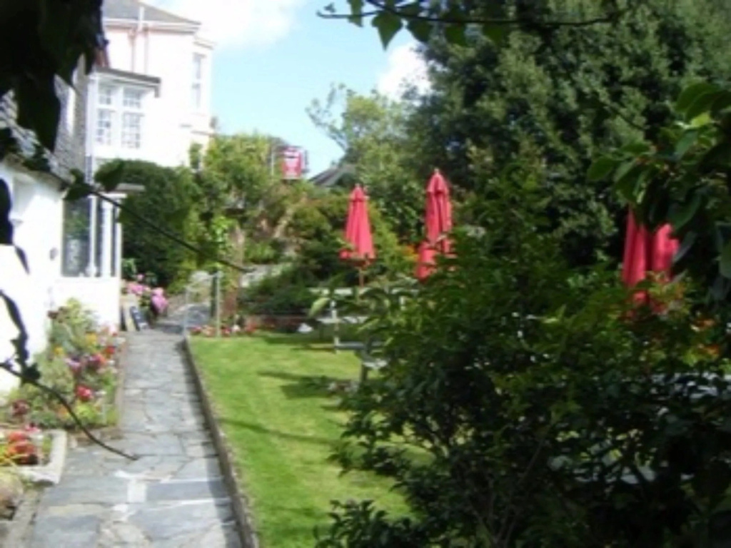 Eden Lodge - B&B