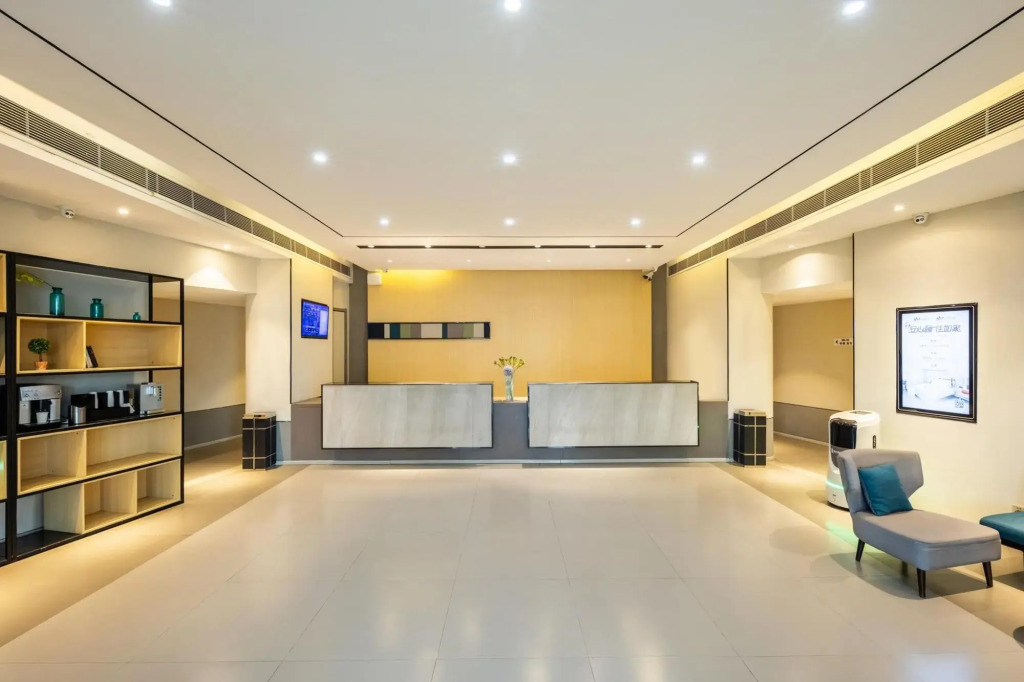 Homeinn Selected Hotel (Qingdao North Railway Station Jinshui Road)