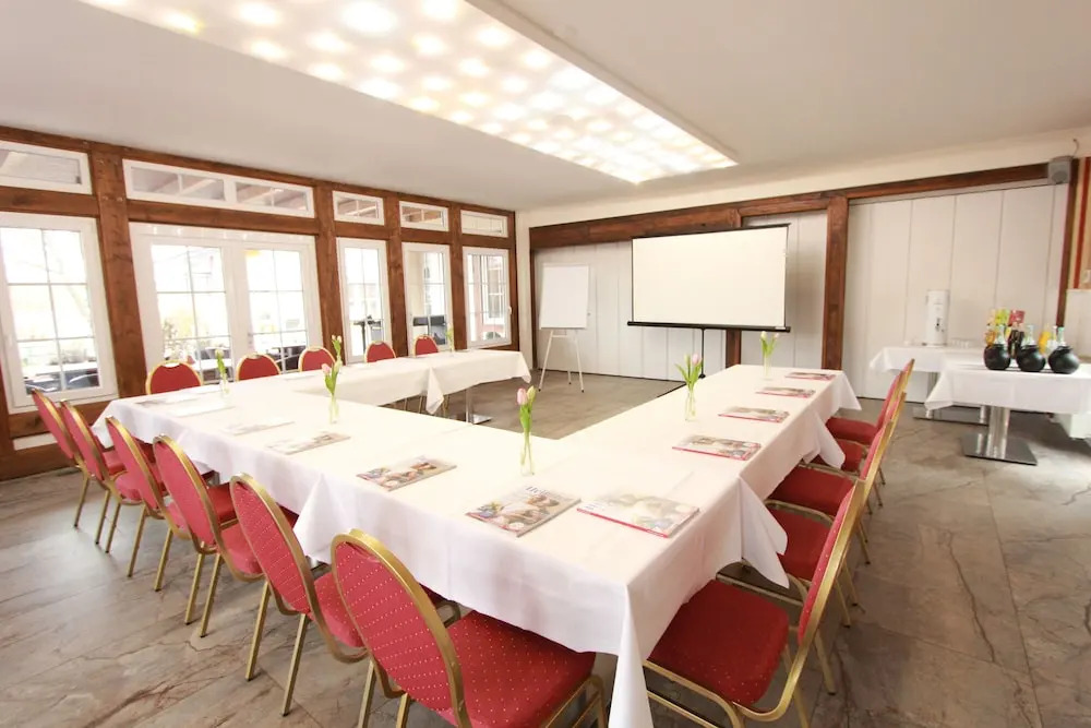 Strandhotel Buckow Resort & SPA gut-Hotels SEE