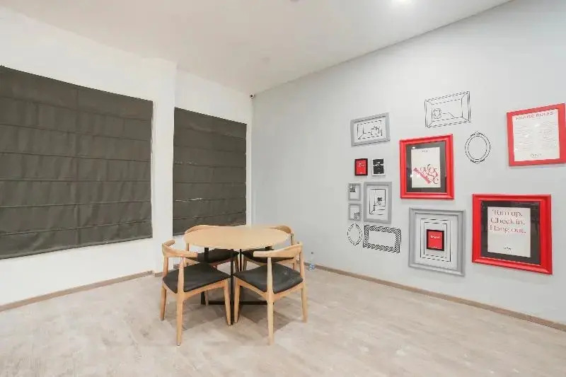 OYO Townhouse 136 Sector 46 Vikas Marg