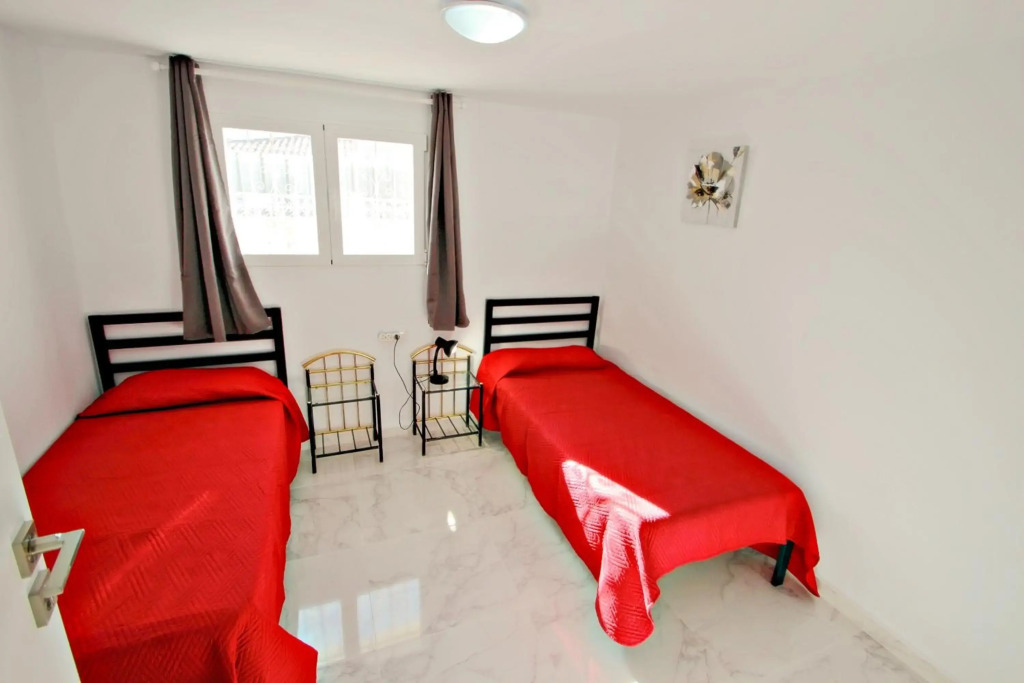Samina - holiday home with stunning views and private pool in Benissa