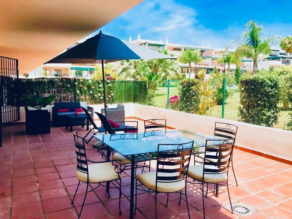 Leisure Joy Nueva Andalucia by Rafleys - Beautiful Newly Refurbished 2BR Garden Suite in Lorcrimar