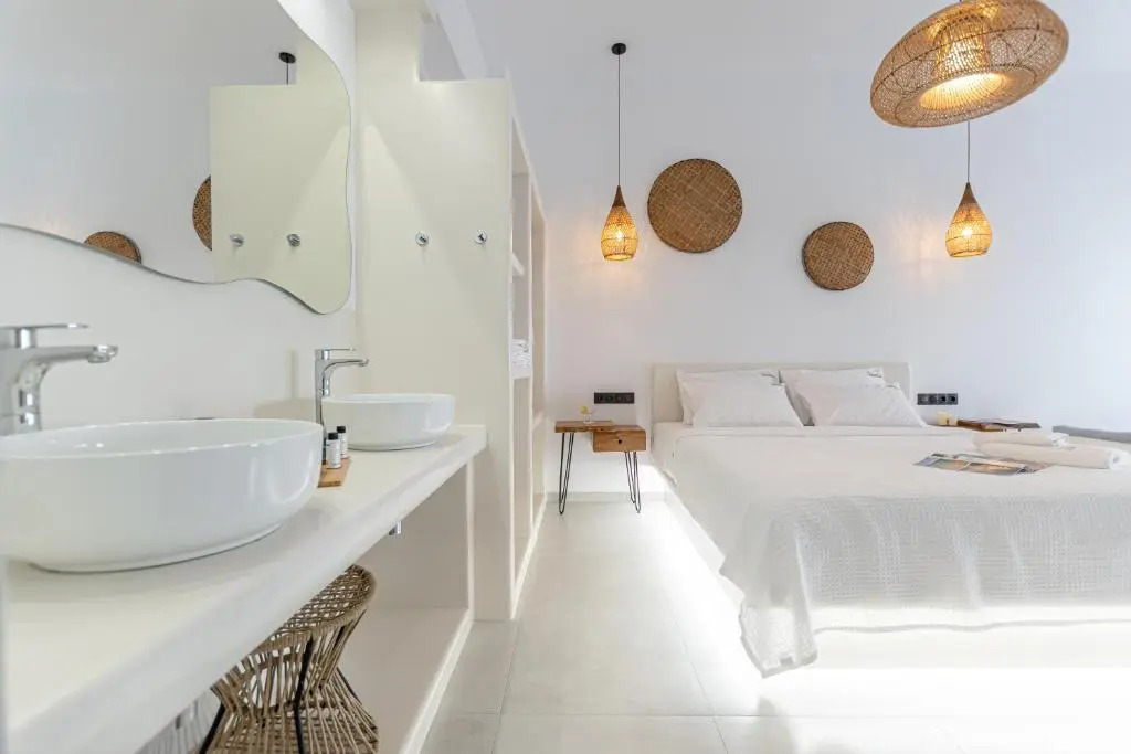 Adama's Suites Naxos