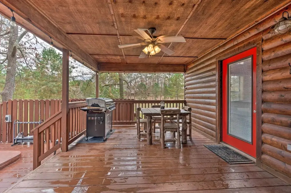 Hot Tub: 'little Bear's Pond' Broken Bow Cabin
