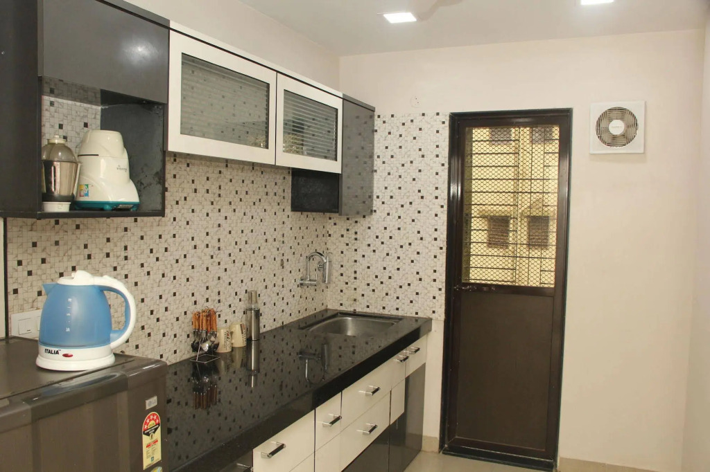 OYO Apartments Powai Lake