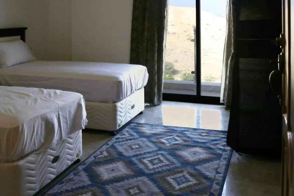 Serviced 2 bedroom apartment , with lovely view.