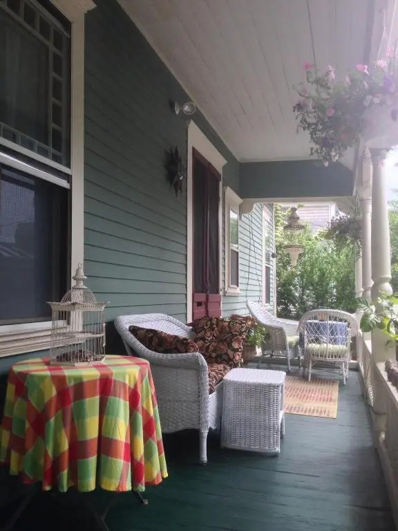 Austin House Inn