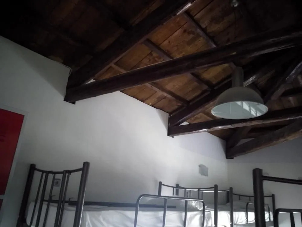 Suny hostel