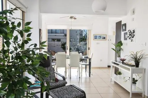 Imagine Your Family Renting a Luxury Holiday Villa Close To Paralimni’S Main Attractions, Paralimni Villa 1288