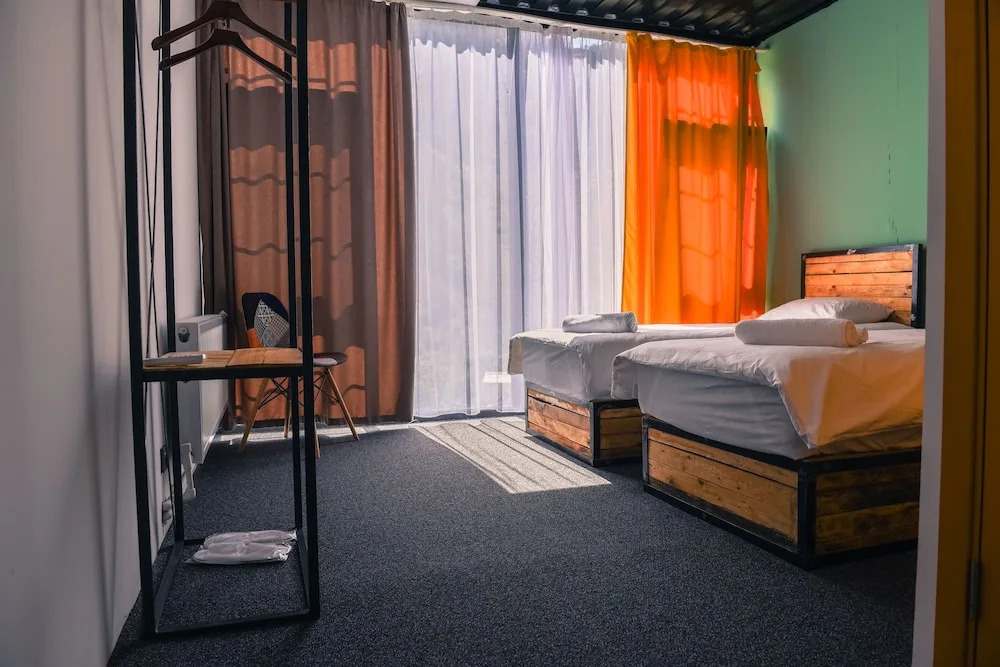 Arevi Hotel
