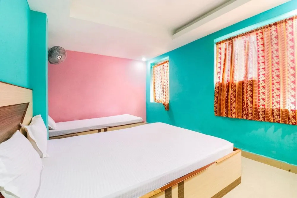 Spot On 49266 Chandrabindu Lodge
