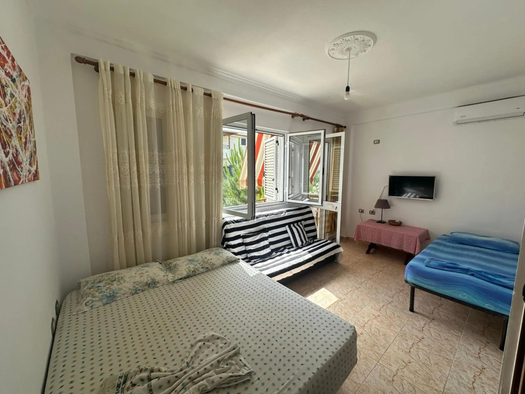 Eldi's Apartment
