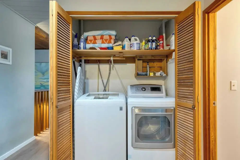 Coastal Escape w/ Balcony, Firebowl & Ocean Views Near Manzanita Sunset House by Avantstay