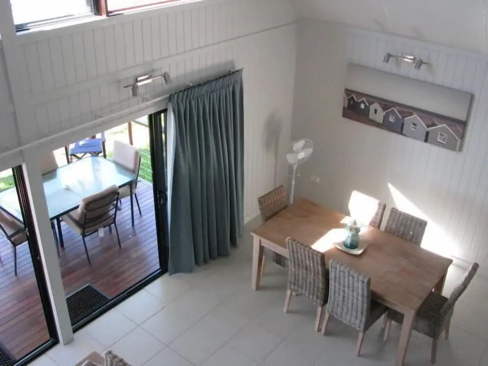 Cardwell Beachcomber Motel & Tourist Park