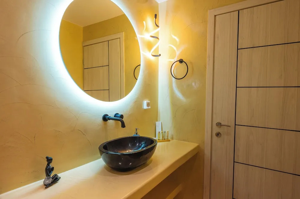 Ebitas Suites