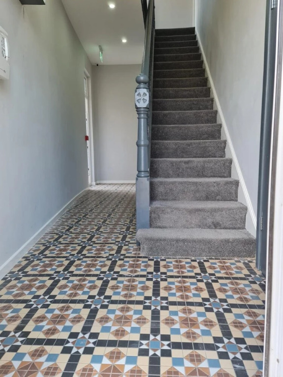 Luxury Apartment - Free Wi-fi & Parking NO Deposit