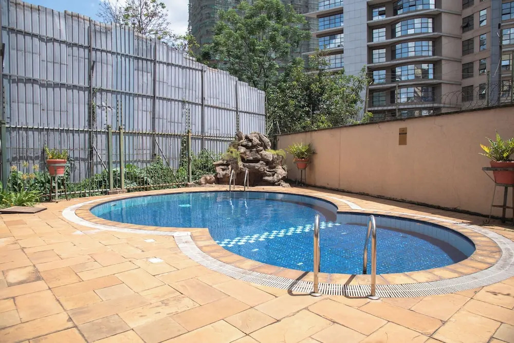 1-Bdrm Apartment w\a pool in Westlands near sarit