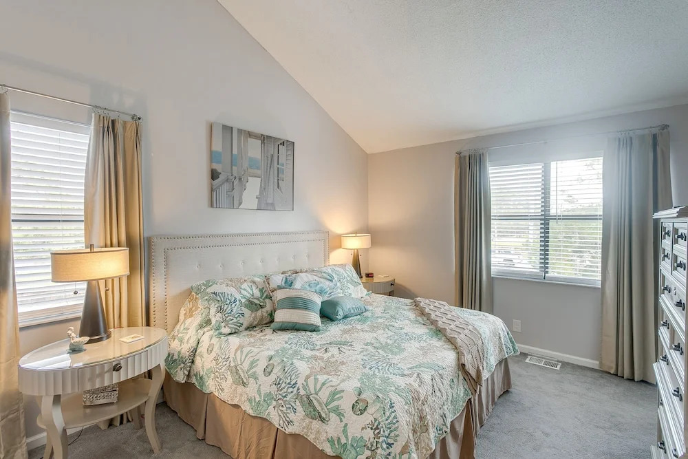 Coastal St Simons Retreat Near Gascoigne Bluff!