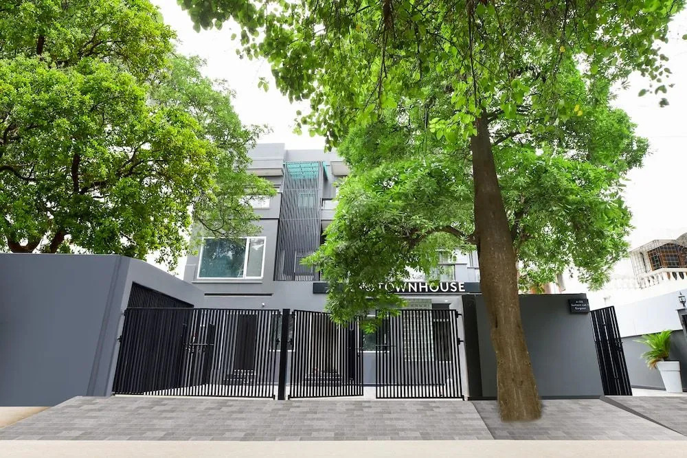 Oyo Townhouse 120 Shushant Lok