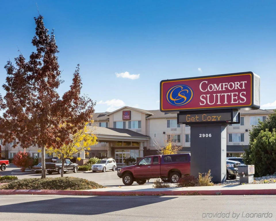 Comfort Suites Airport