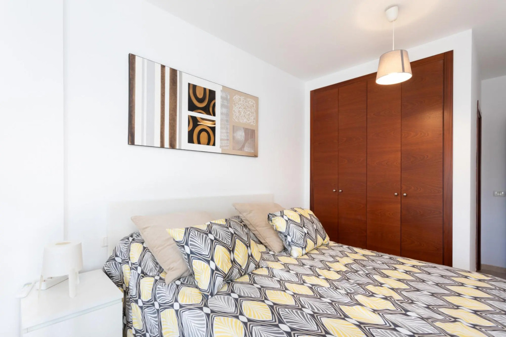 Home2Book Beautiful Duplex Parque La Reina + Wifi