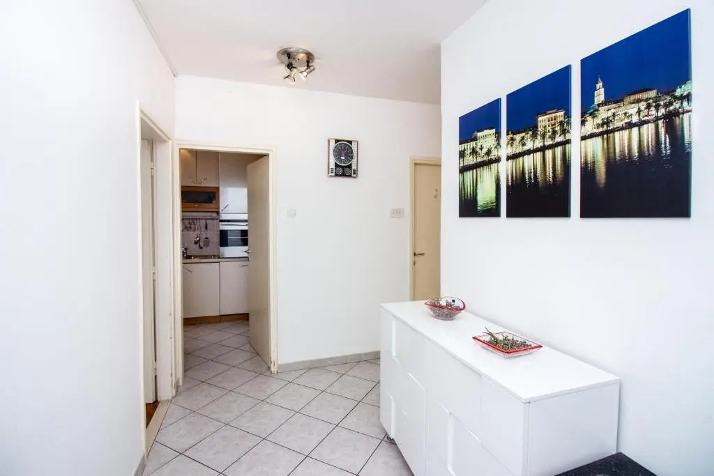 Apartment Luce