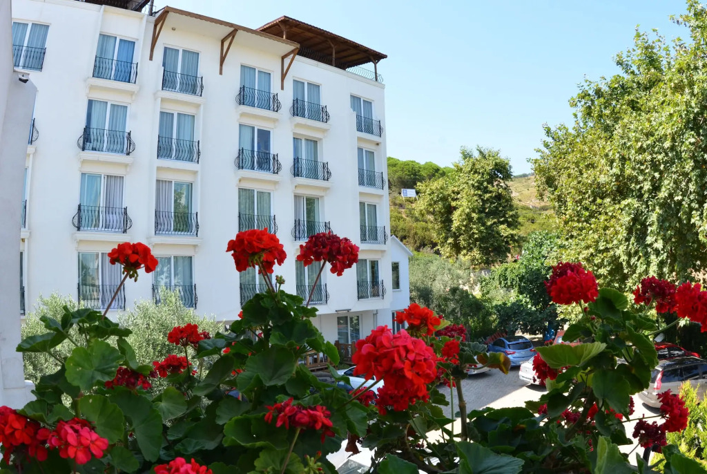 Kirtay Hotel