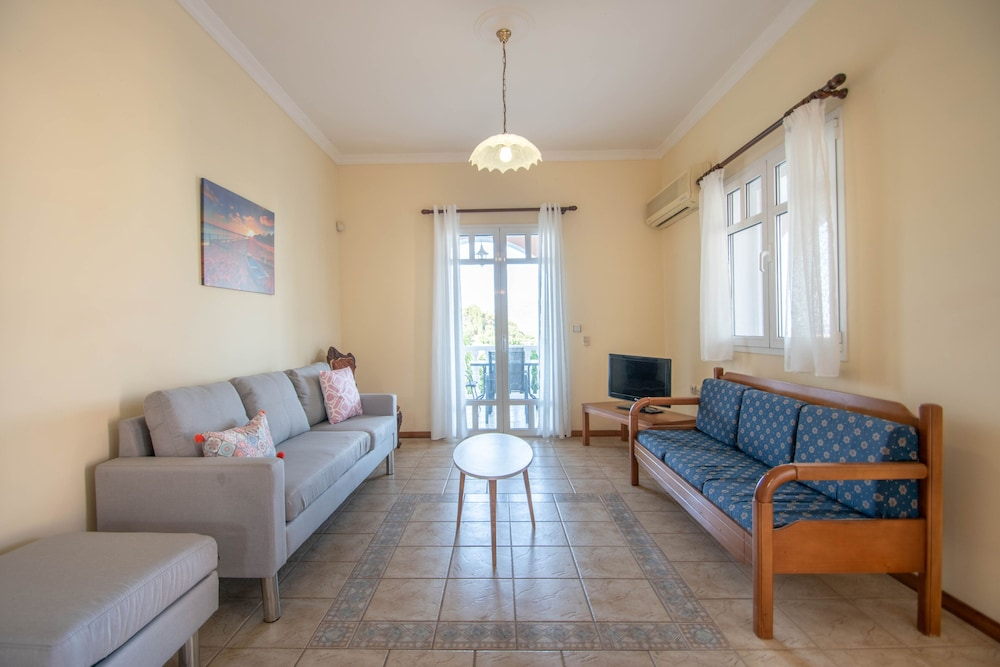 Andelica Holiday Villa by "elite"