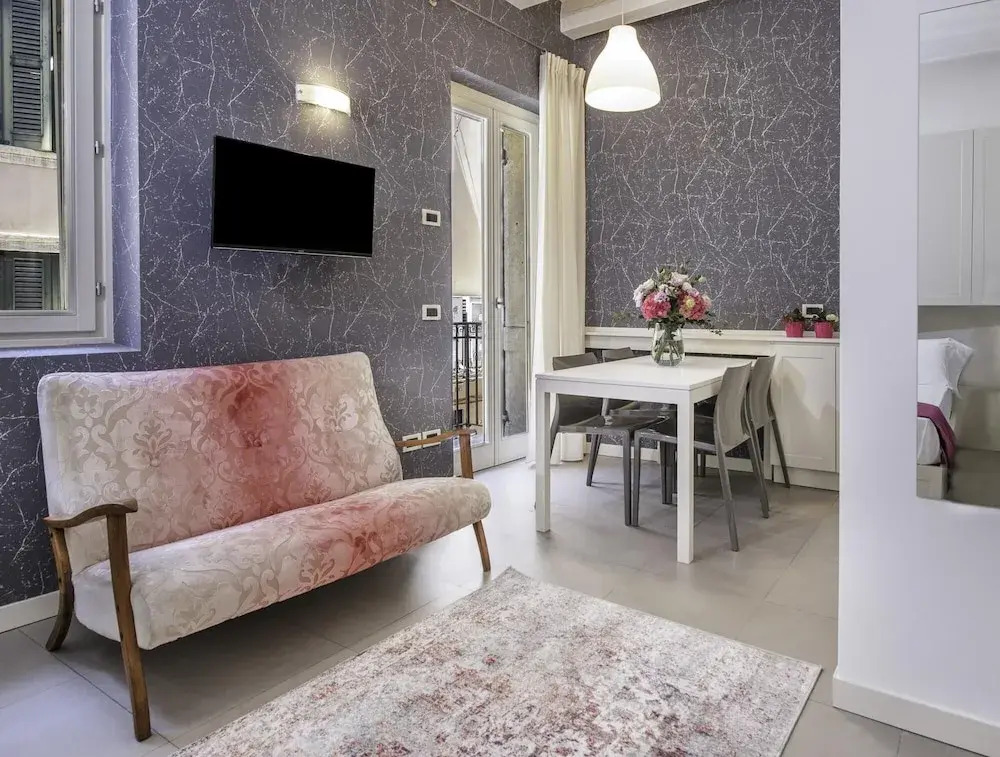 Beautiful Studio Flat With Balcony in Front of Arena