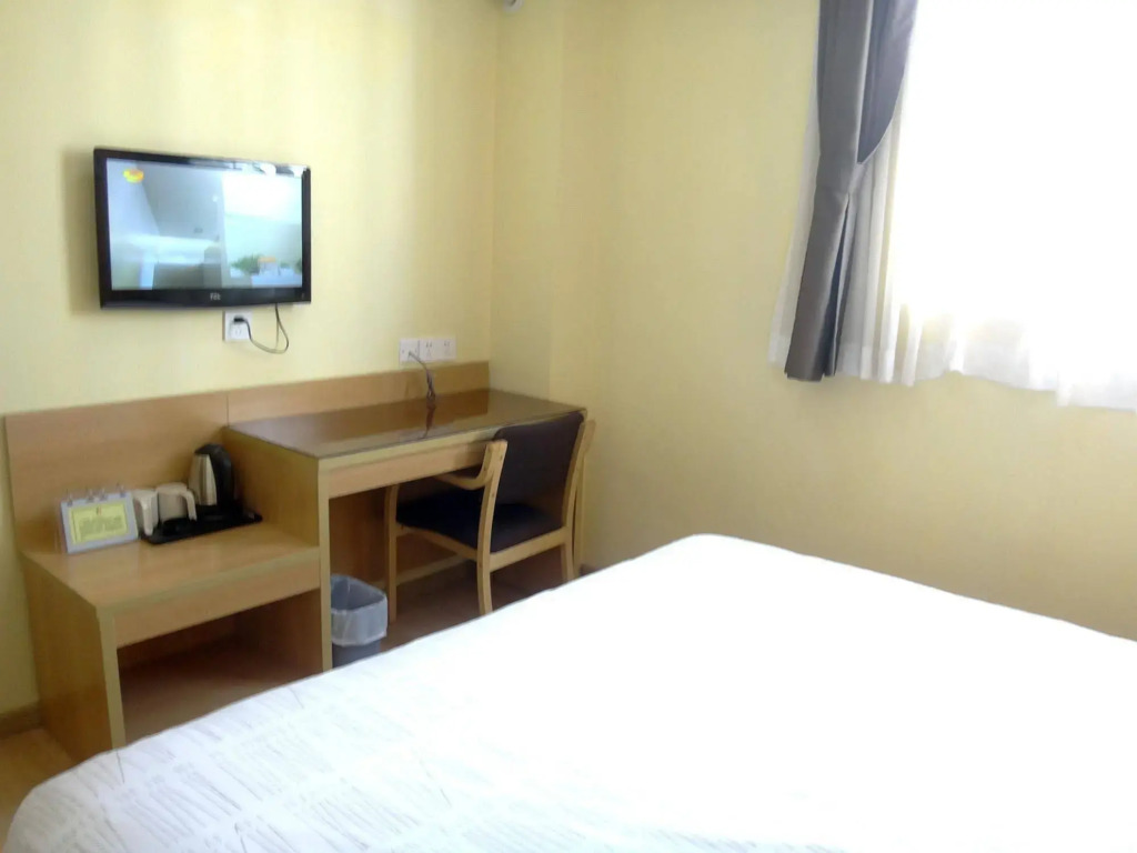 8 Inn Shenzhen Xili Branch