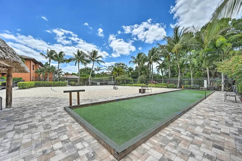 Ole at Lely Townhome w/ Endless Amenities!