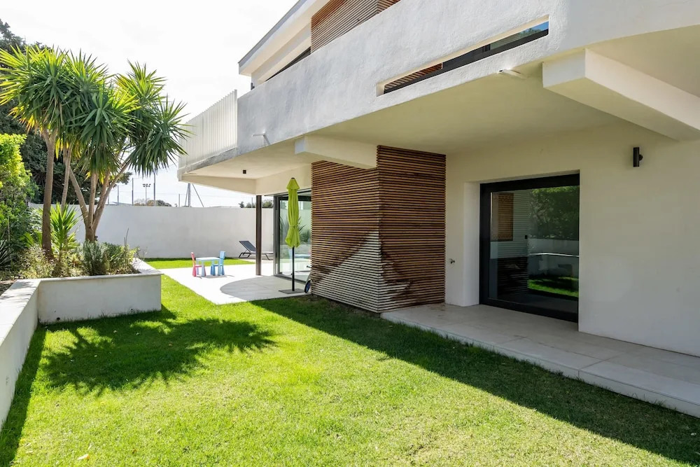 Superbe villa moderne avec piscine à Marseille