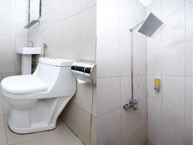 Ys Inn by OYO Rooms