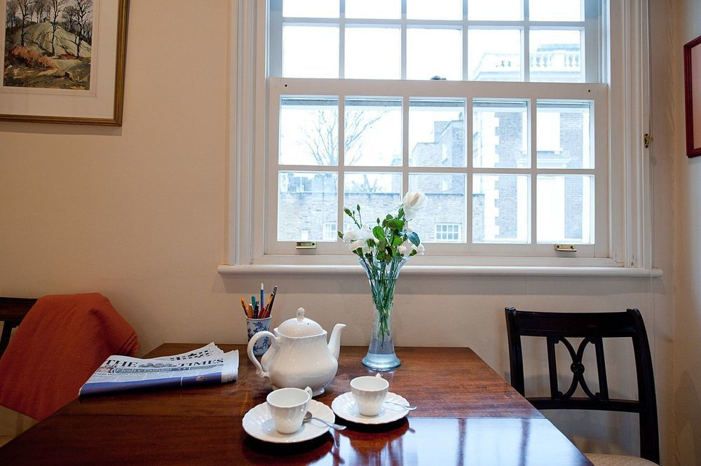 The London Agent Pimlico King Bed