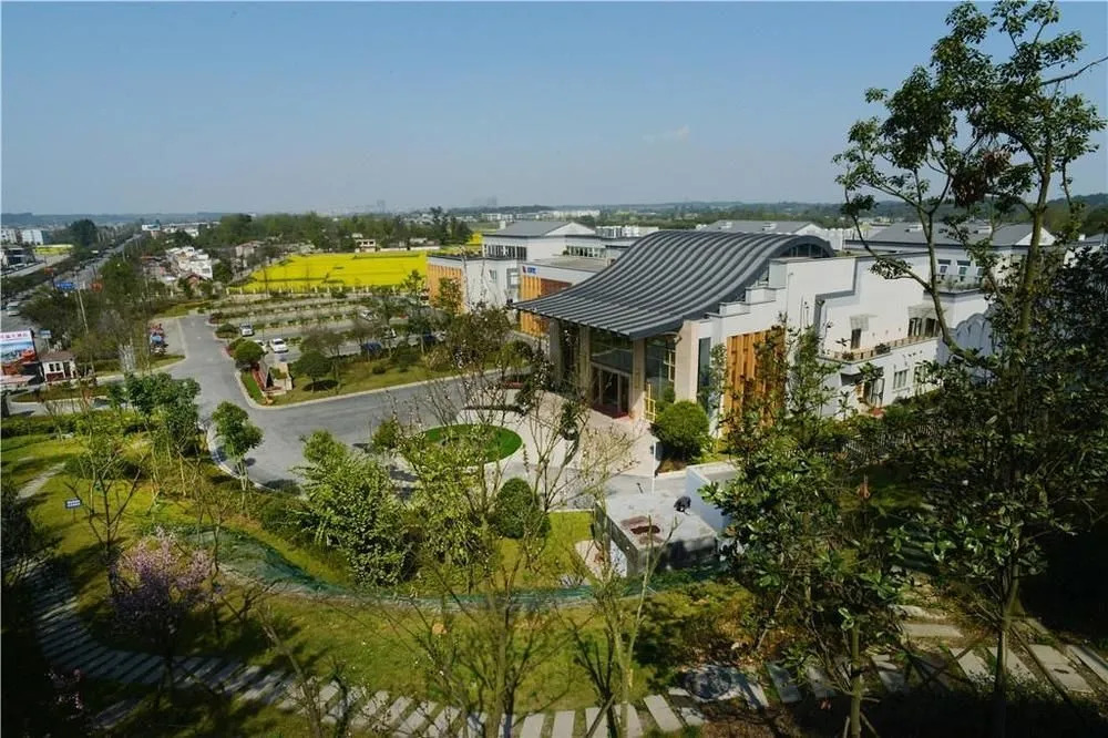 Xinrui Hotel