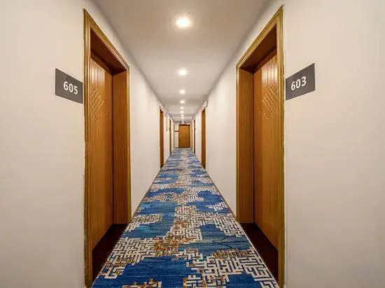 Pai Hotel (Zhuhai Gongbei Port Pedestrian Street)