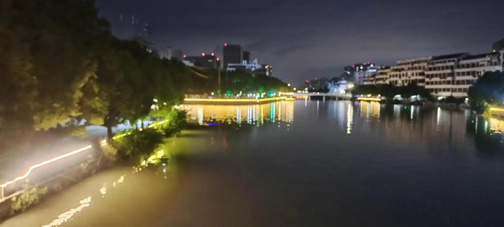Ruian Hongrun Business Hotel