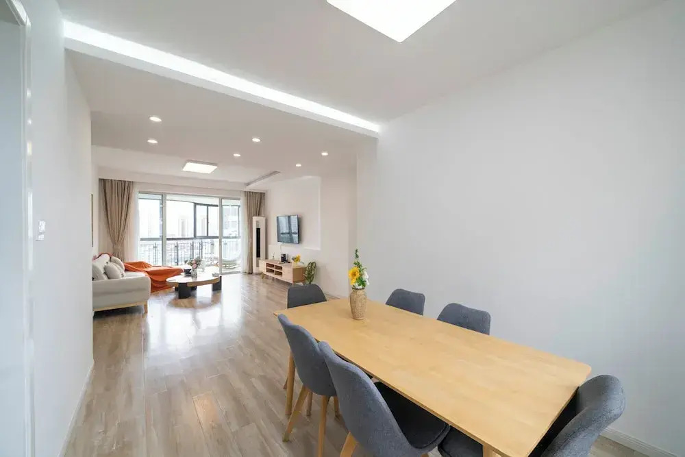 Tyms Luxury 4BR 2BA APT  Garden