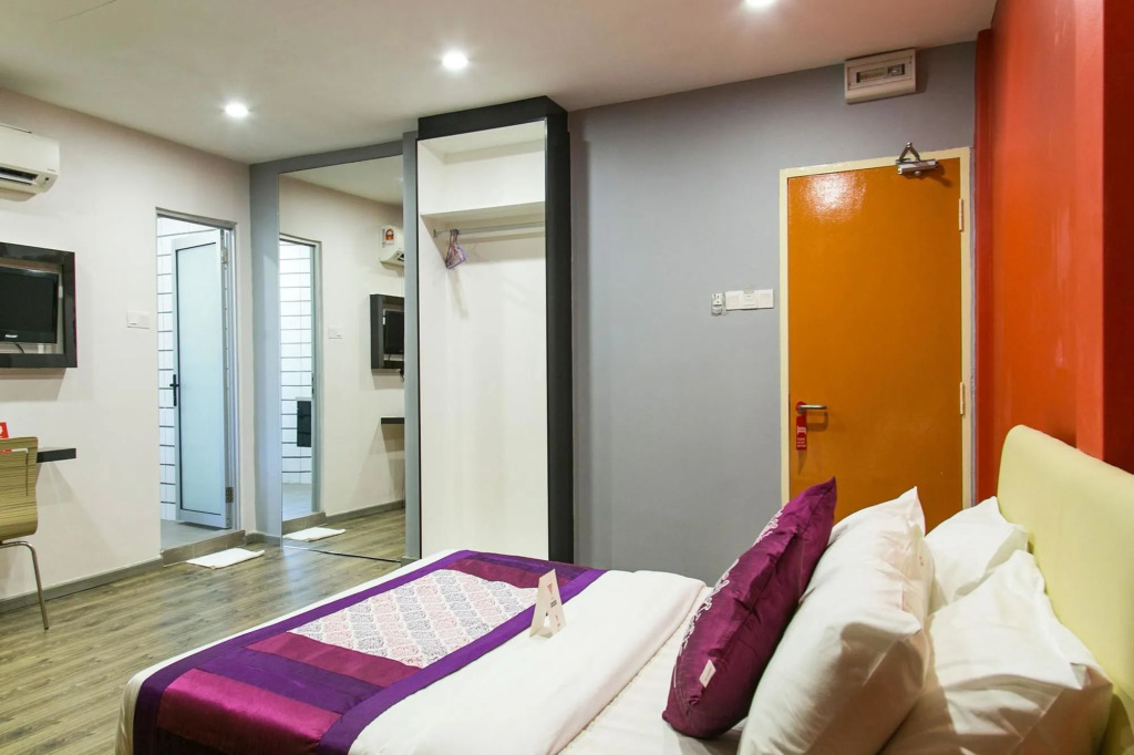 OYO 296 KK Hotel Jalan Pahang