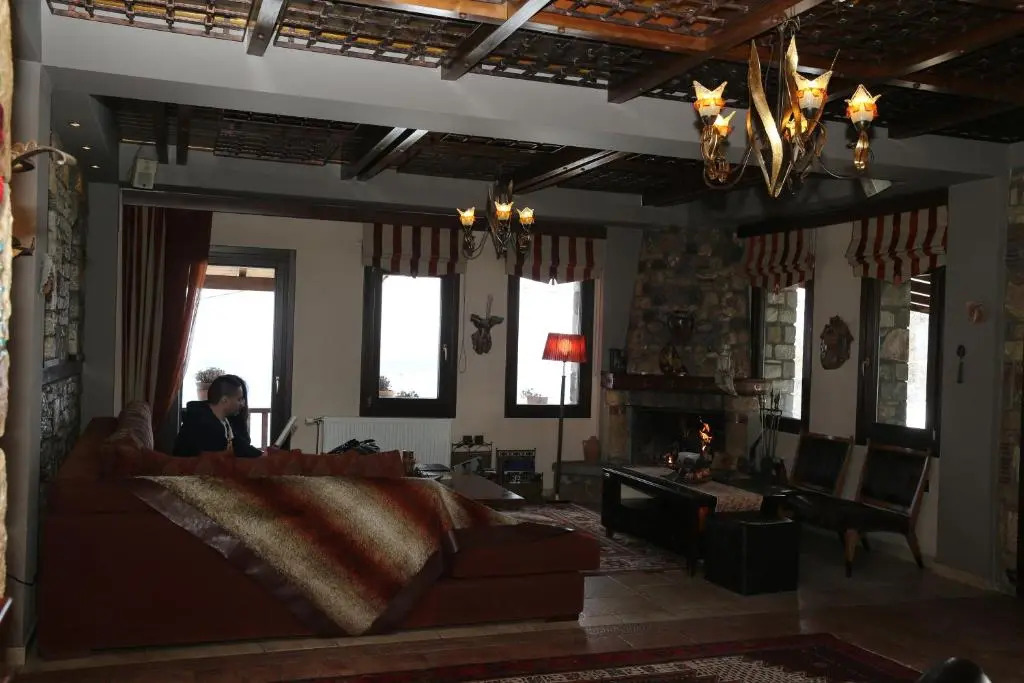 Pandion Luxury Boutique Hotel & Suites with Spa