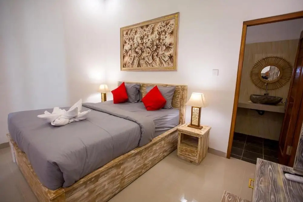Seven Angels Villa and Hostel