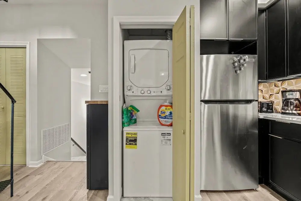 Family Oasis with 3BR, Games, WIFI & BBQ