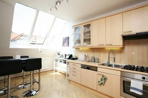 Apartment Attic Kozi