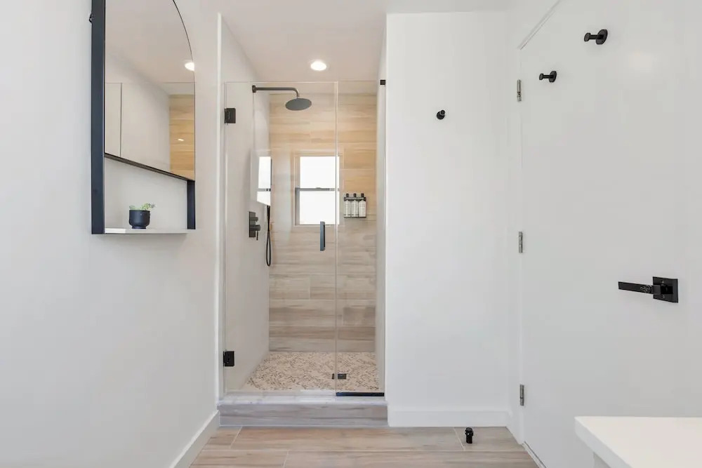 The St Laurent Social Club & Guest Rooms