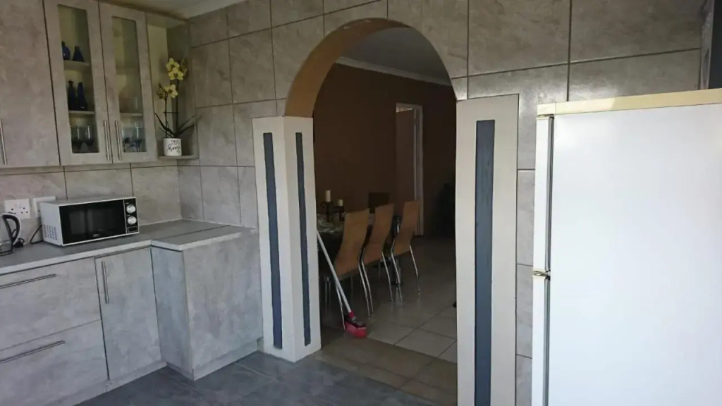 Sir James Self Catering