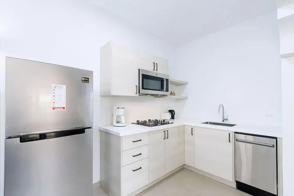 1 MIN Walk 2 Arashi Beach Suite w Roofdeck Pool