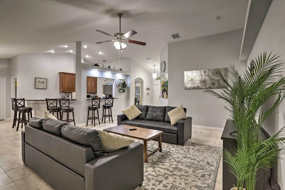 Heated Pool & Spa, 4 Mi to Beach: Seminole Home