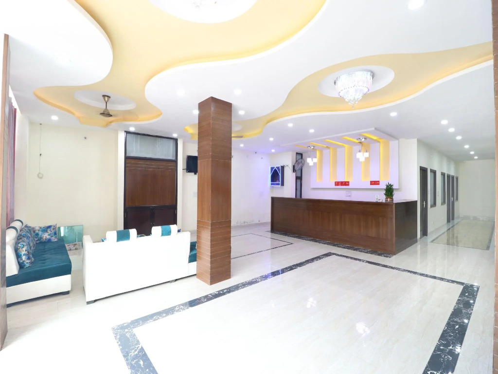 Hotel kb Square Near Chandigarh Railway Station